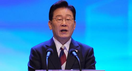 South Korea Proposes Talks to End War with North